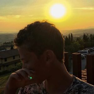 Meet your Posher, Dante